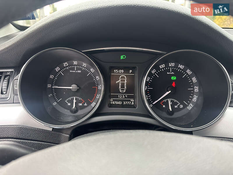 Универсал Skoda Superb 2012 в Ровно фото 15 Универсал Skoda Superb 2012 в Ровно