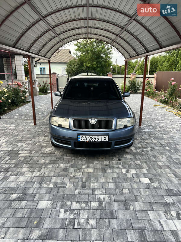Ліфтбек Skoda Superb 2005 в Чечельнику фото Ліфтбек Skoda Superb 2005 в Чечельнику