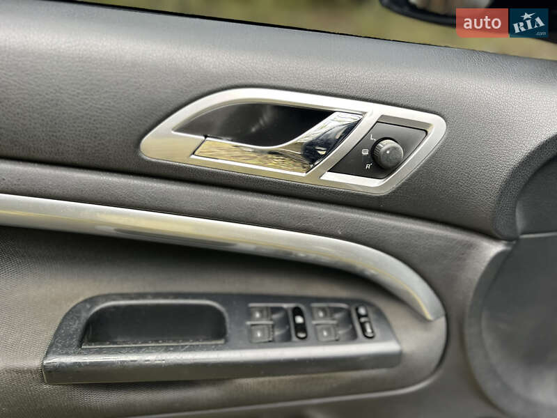 Лифтбек Skoda Superb 2007 в Киеве фото 58 Лифтбек Skoda Superb 2007 в Киеве