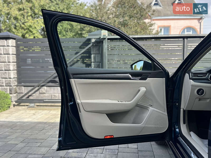 Ліфтбек Skoda Superb 2019 в Луцьку