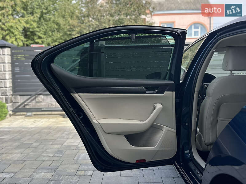Ліфтбек Skoda Superb 2019 в Луцьку
