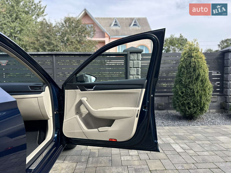 Ліфтбек Skoda Superb 2019 в Луцьку