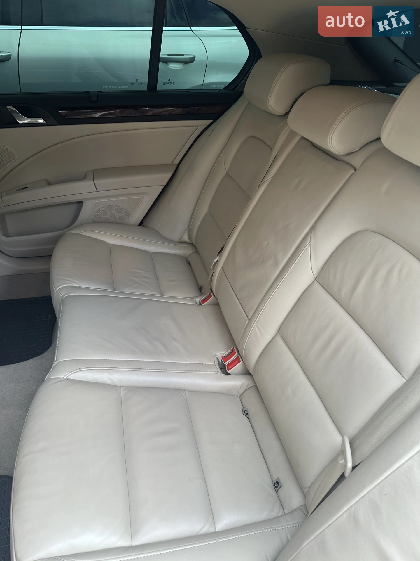 2011 Skoda Superb - мініатюра 18