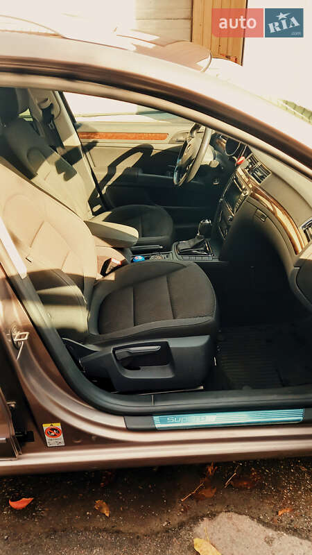 Універсал Skoda Superb 2014 в Києві