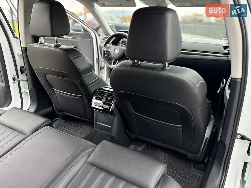 Лифтбек Skoda Superb 2017 в Мукачево