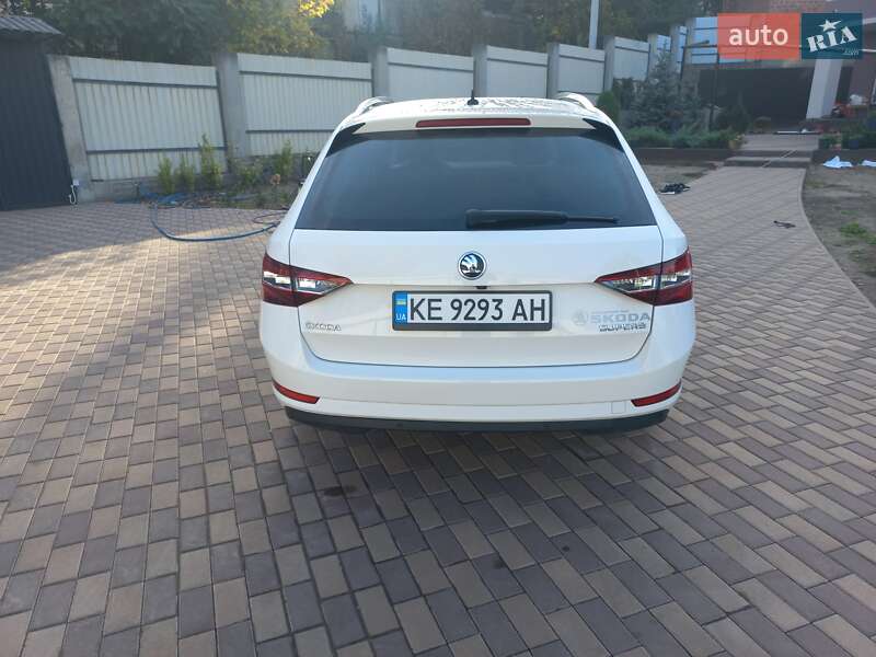Универсал Skoda Superb 2019 в Днепре