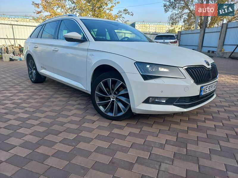Универсал Skoda Superb 2019 в Днепре