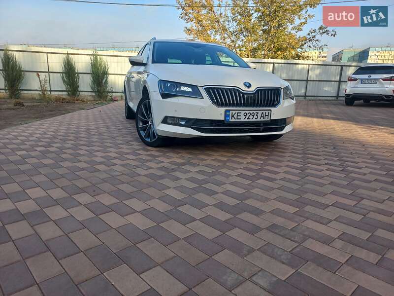 Универсал Skoda Superb 2019 в Днепре
