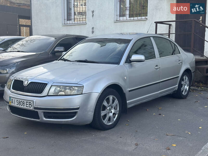 Skoda Superb 2002 Skoda Superb 2002