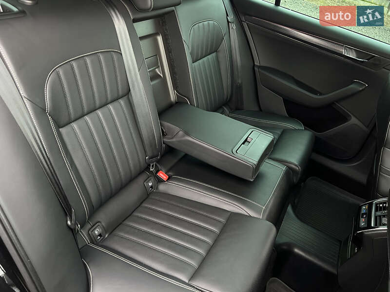 Универсал Skoda Superb 2021 в Луцке