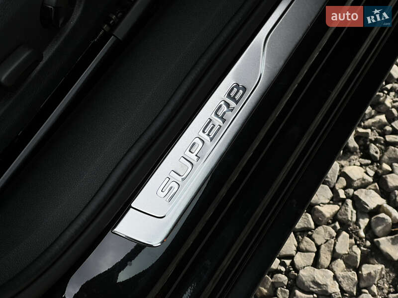 Универсал Skoda Superb 2021 в Луцке