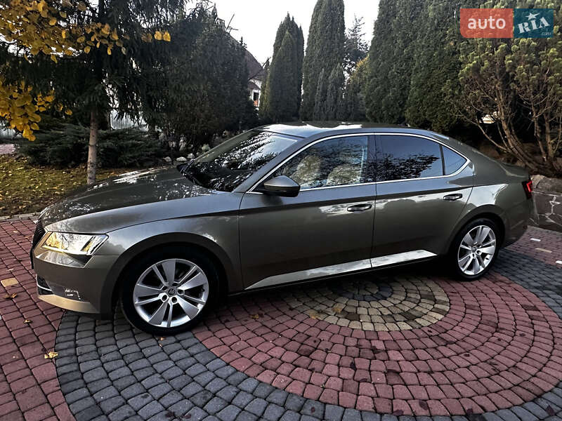 Ліфтбек Skoda Superb 2017 в Хусті фото 3 Ліфтбек Skoda Superb 2017 в Хусті