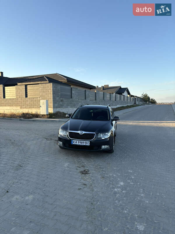 Універсал Skoda Superb 2011 в Рівному фото 5 Універсал Skoda Superb 2011 в Рівному