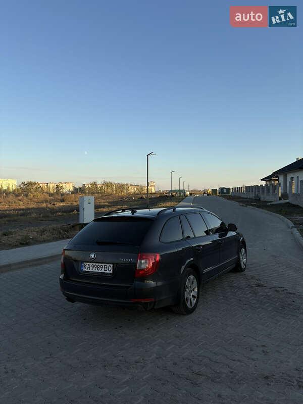 Універсал Skoda Superb 2011 в Рівному фото 6 Універсал Skoda Superb 2011 в Рівному
