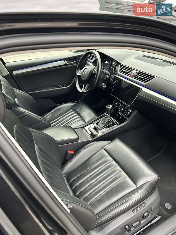 Універсал Skoda Superb 2018 в Рівному