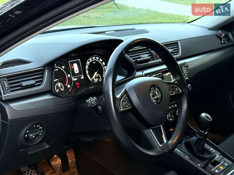 Универсал Skoda Superb 2016 в Чорткове