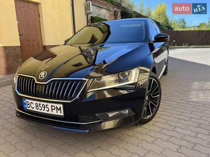 Ліфтбек Skoda Superb 2017 в Дрогобичі