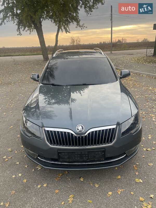 Універсал Skoda Superb 2014 в Борисполі фото Універсал Skoda Superb 2014 в Борисполі