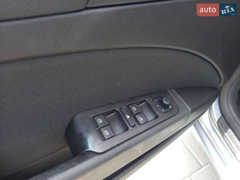 Универсал Skoda Superb 2011 в Черкассах фото 28 Универсал Skoda Superb 2011 в Черкассах