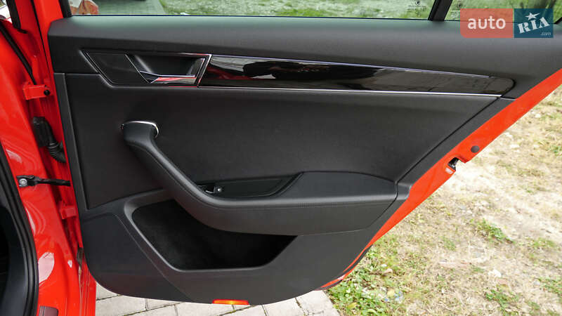 Универсал Skoda Superb 2020 в Львове