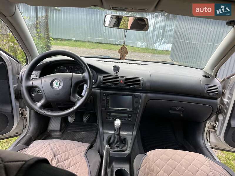 Лифтбек Skoda Superb 2006 в Василькове