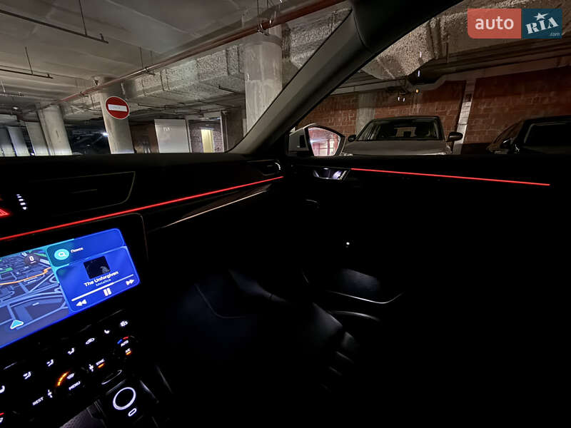 Ліфтбек Skoda Superb 2022 в Києві