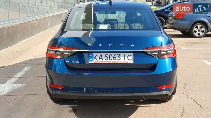 Лифтбек Skoda Superb 2021 в Киеве