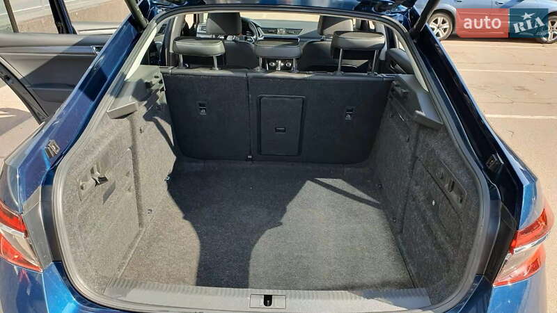 Лифтбек Skoda Superb 2021 в Киеве