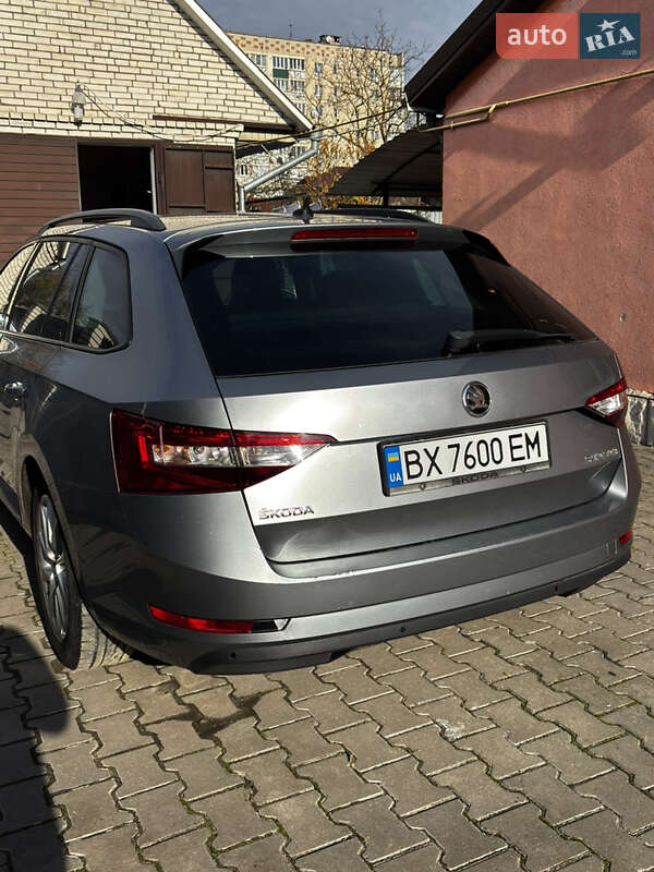 Универсал Skoda Superb 2015 в Шепетовке