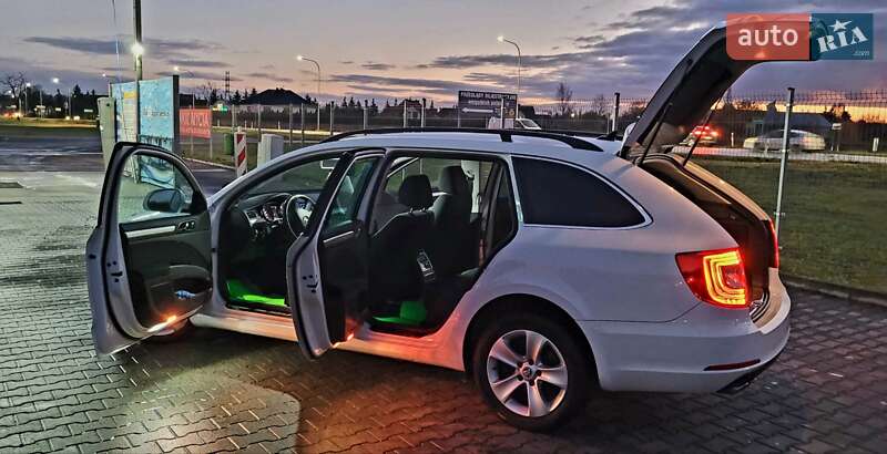 Универсал Skoda Superb 2015 в Львове