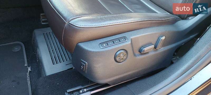 Универсал Skoda Superb 2013 в Киеве