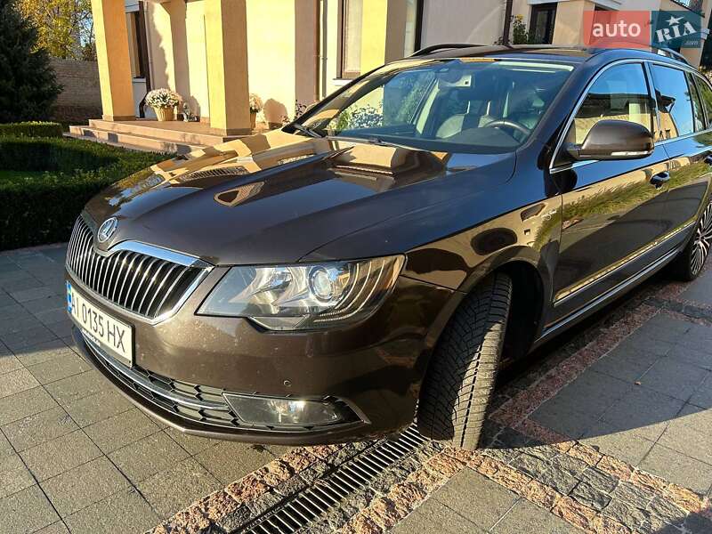 Универсал Skoda Superb 2013 в Киеве