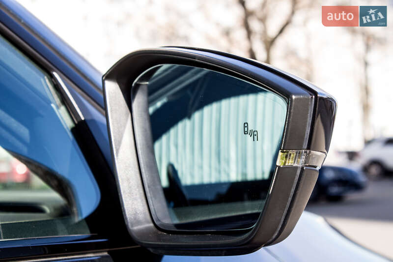 Універсал Skoda Superb 2018 в Львові фото 29 Універсал Skoda Superb 2018 в Львові