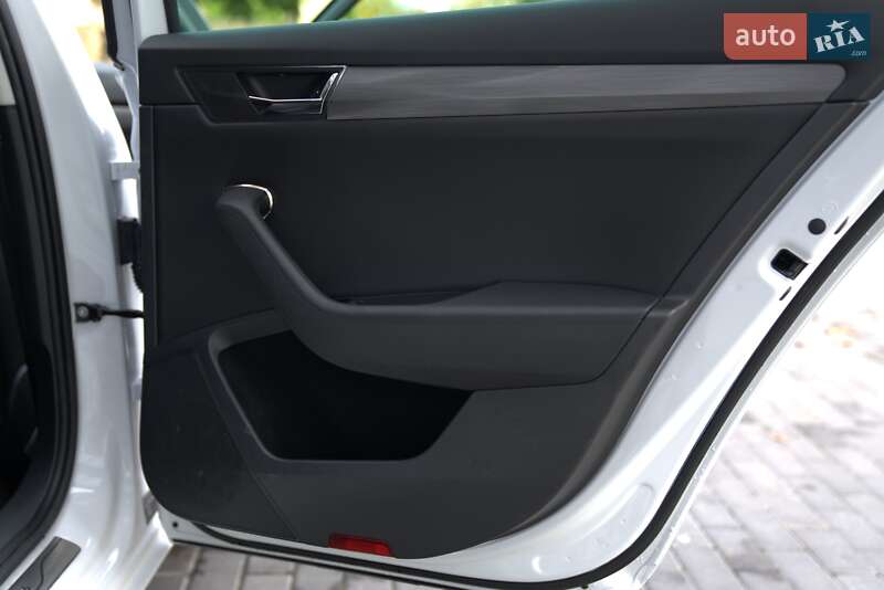 Универсал Skoda Superb 2020 в Полтаве фото 25 Универсал Skoda Superb 2020 в Полтаве