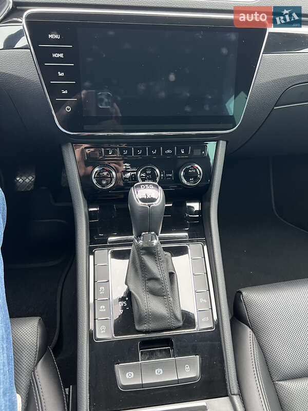 Универсал Skoda Superb 2019 в Киеве