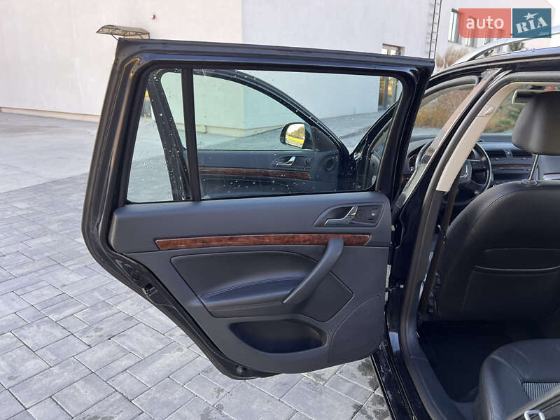 Универсал Skoda Superb 2012 в Луцке фото 12 Универсал Skoda Superb 2012 в Луцке