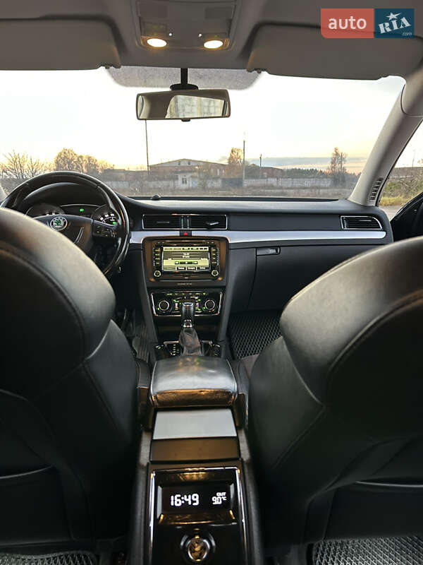 Універсал Skoda Superb 2013 в Сарнах фото 15 Універсал Skoda Superb 2013 в Сарнах