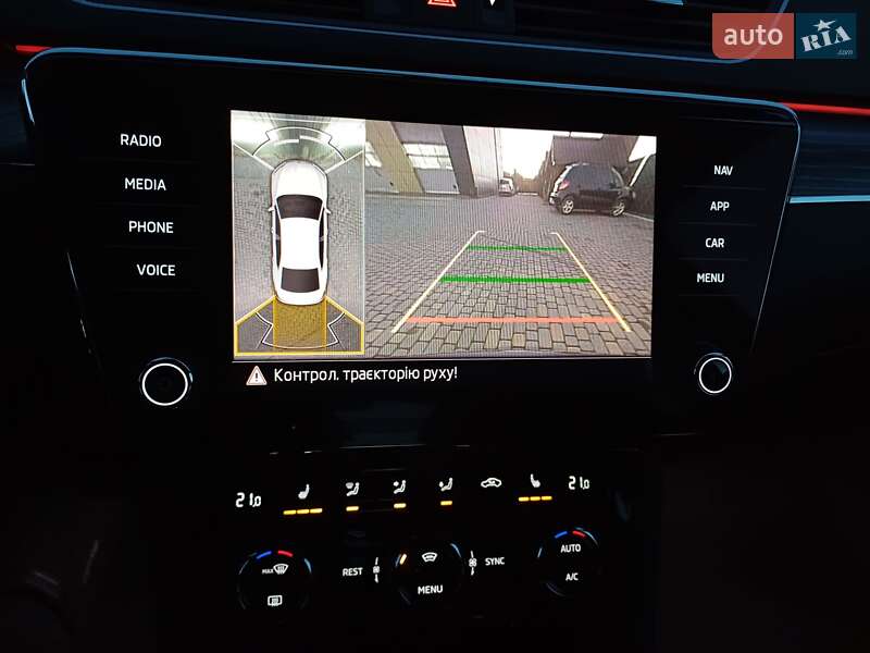 Лифтбек Skoda Superb 2021 в Самборе