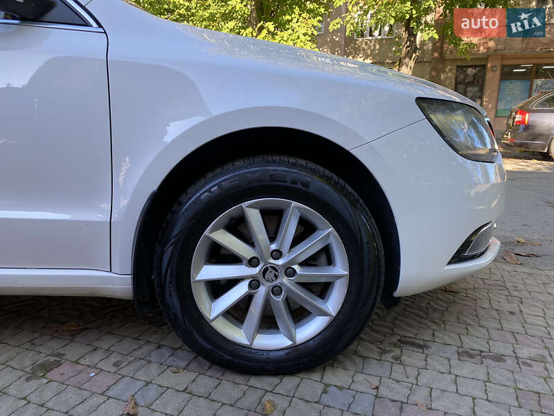 Лифтбек Skoda Superb 2013 в Сваляве фото 10 Лифтбек Skoda Superb 2013 в Сваляве