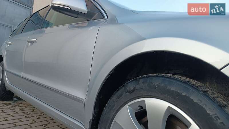 Універсал Skoda Superb 2011 в Сарнах