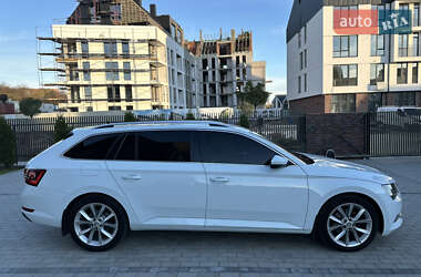 Универсал Skoda Superb 2016 в Умани