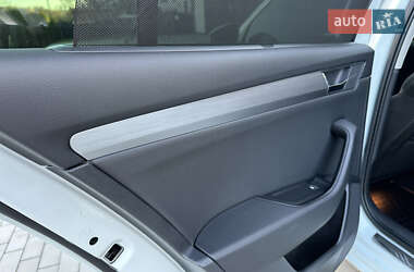 Универсал Skoda Superb 2016 в Умани