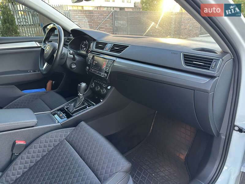 Универсал Skoda Superb 2016 в Умани фото 41 Универсал Skoda Superb 2016 в Умани
