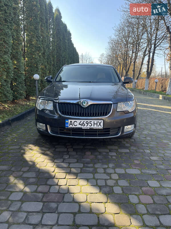 Ліфтбек Skoda Superb 2009 в Луцьку
