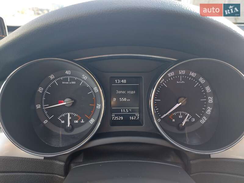 Лифтбек Skoda Superb 2012 в Каменском