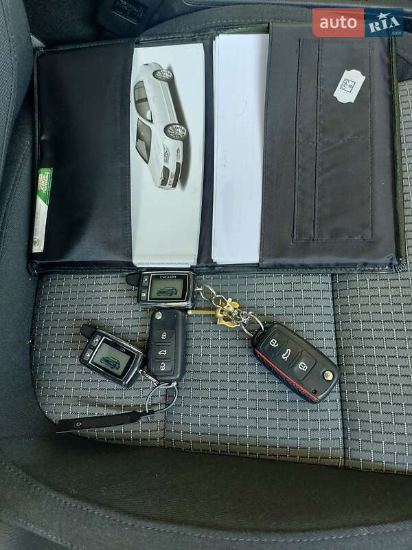 Лифтбек Skoda Superb 2012 в Каменском