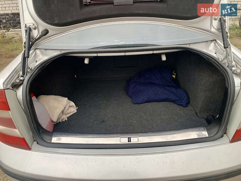 Лифтбек Skoda Superb 2007 в Чернигове