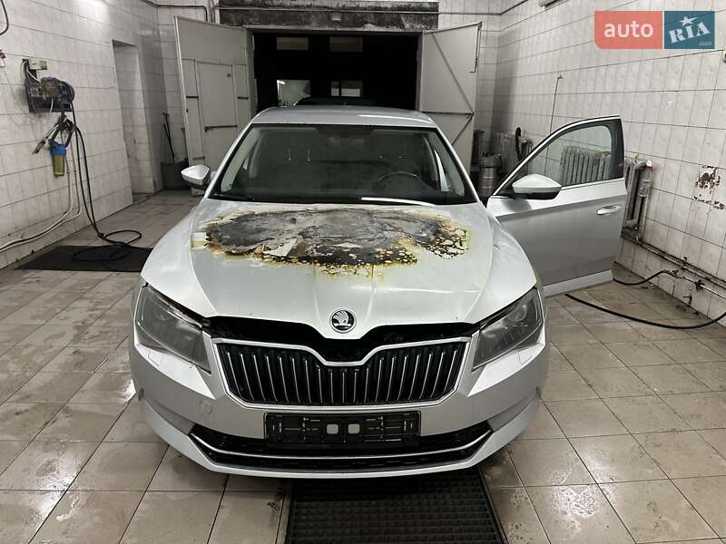 Лифтбек Skoda Superb 2017 в Днепре фото 23 Лифтбек Skoda Superb 2017 в Днепре