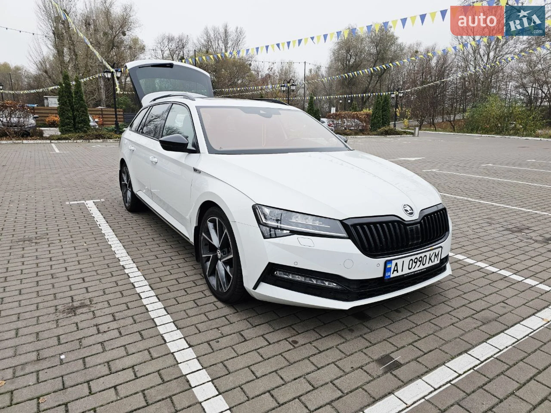 2020 Skoda Superb - мініатюра 8