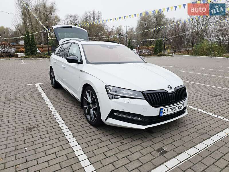 Універсал Skoda Superb 2020 в Вишгороді